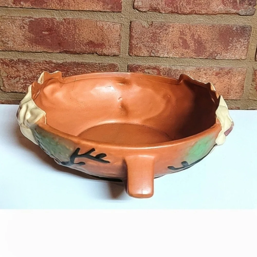 Unique Vintage Roseville Pottery - Picture 3 of 8